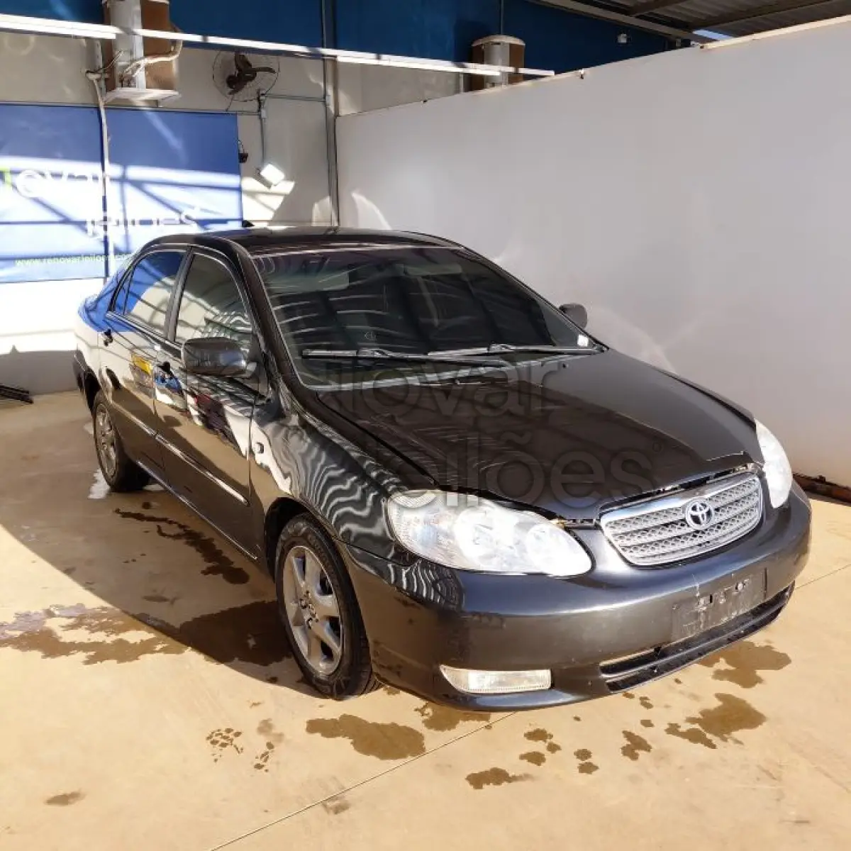 LOTE 031 - TOYOTA COROLLA SEG18VVT - ANO 2003/2003 - COMPLETO - SICREDI RAIZES - PASSAGEM POR LEILÃO