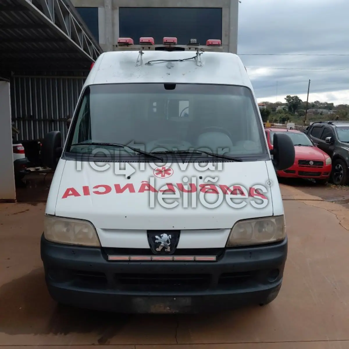 LOTE 071 - PEUGEOT BOXER F350MH TD - ANO 2005/2006 - SICREDI ESSÊNCIA