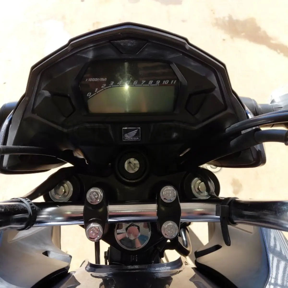 LOTE 010 - HONDA CG 160 FAN - ANO 2023/2024 - SICREDI INTERESTADOS