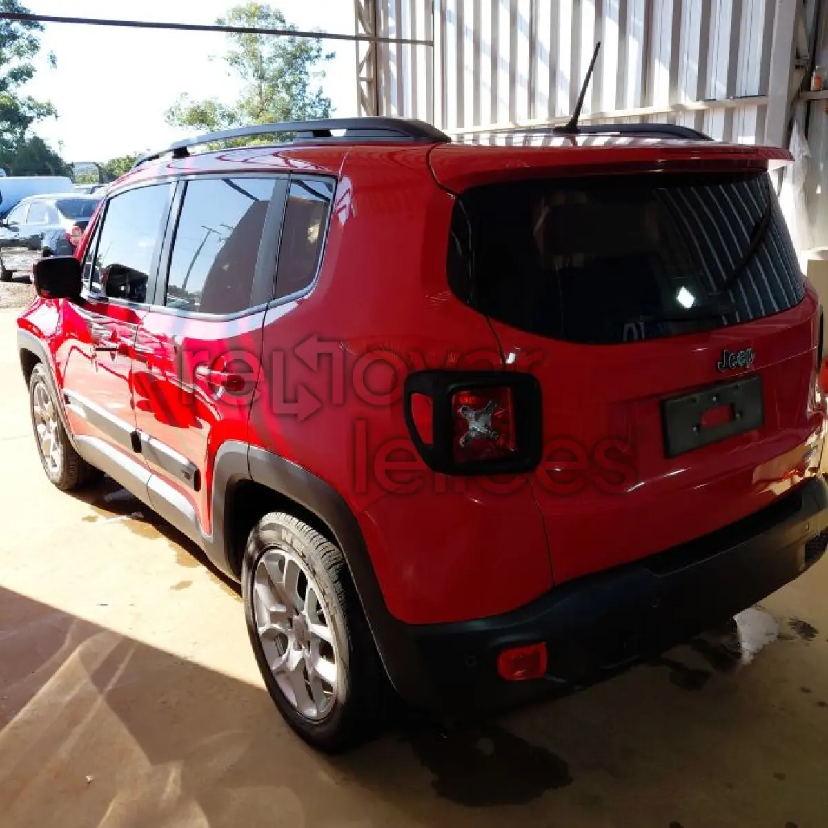 LOTE 058 - JEEP RENEGADE LNGTD AT - ANO 2015/2016 - COMPLETO - SICREDI SERRANA - DEPOSITADO EM SANTO ÂNGELO/RS