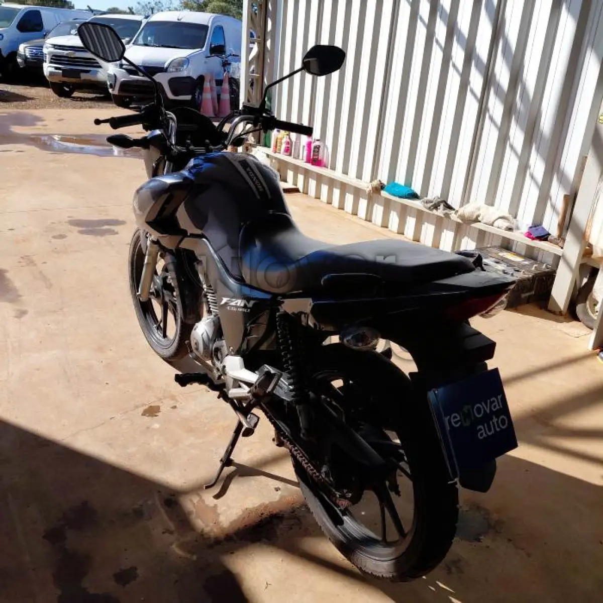 LOTE 010 - HONDA CG 160 FAN - ANO 2023/2024 - SICREDI INTERESTADOS