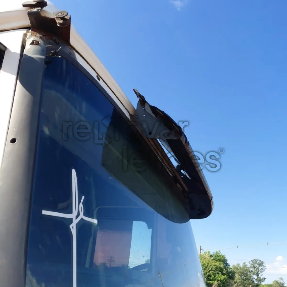 LOTE 083 - IVECO STRALIS 490S41T - ANO 2010/2010 - SICREDI UNIÃO - RECUPERADO DE SINISTRO