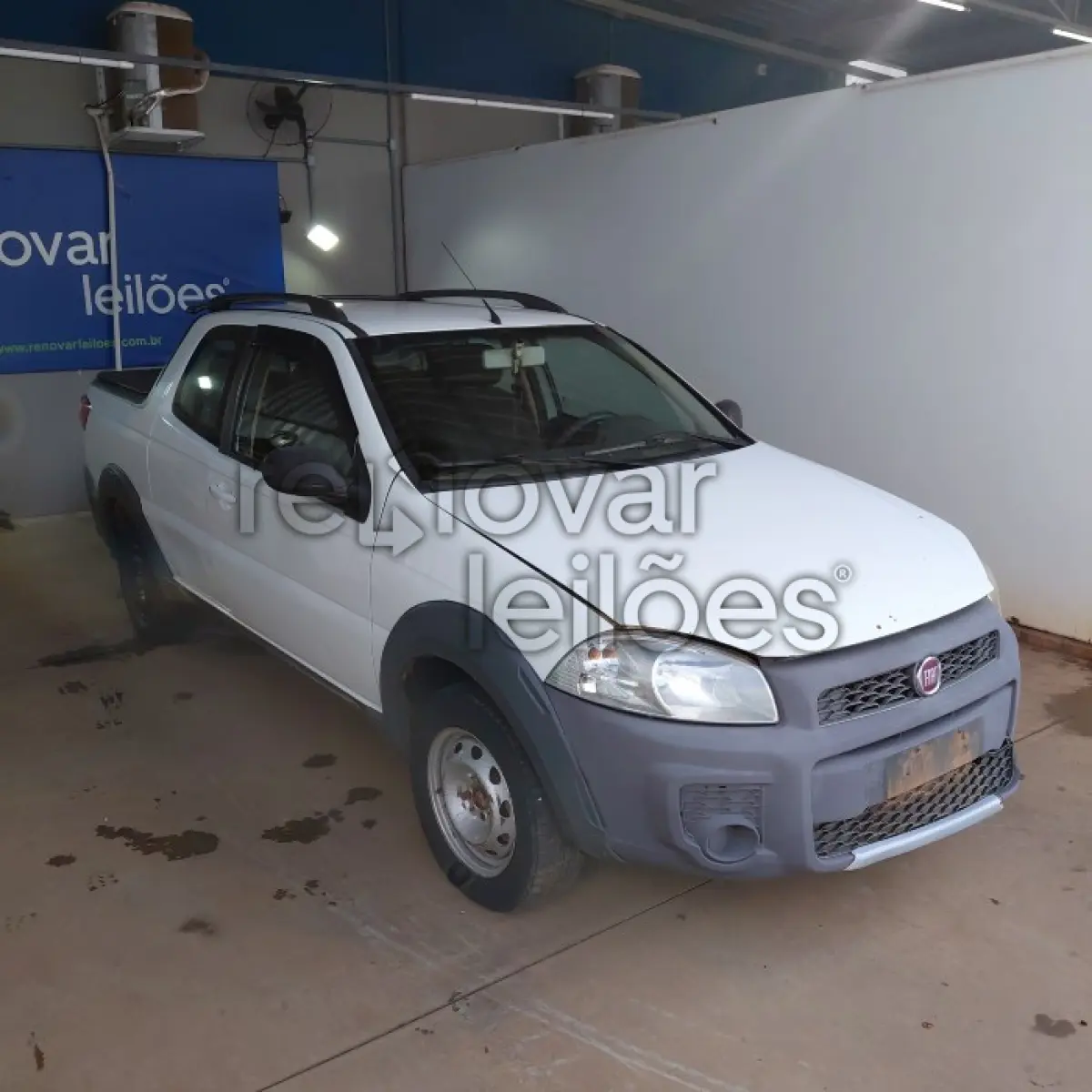 LOTE 072 - FIAT STRADA HD WK CD E - ANO 2016/2017 - COMPLETO - SICREDI ESSÊNCIA