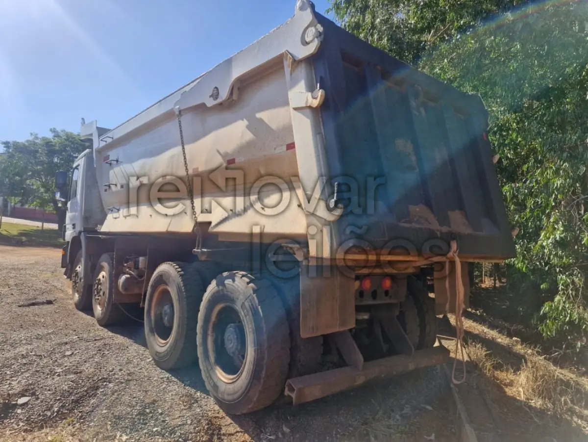 LOTE 025 - M.BENZ/4844K - ANO 2019/2019 - SICREDI RAIZES - DEPOSITADO EM IJUI/RS