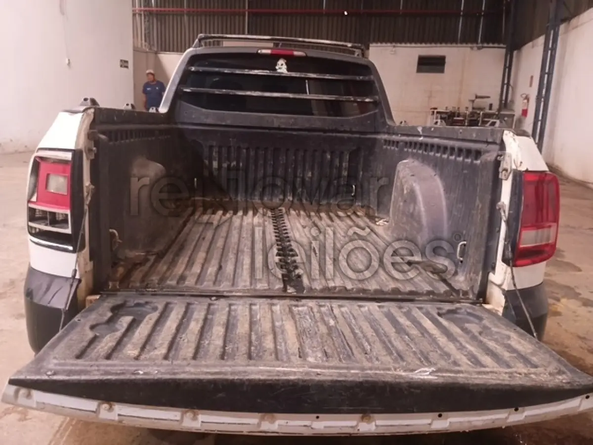 LOTE 024 - VW/SAVEIRO ROBUST - ANO 2022/2023 - COMPLETO - SICREDI CENTRO - DEPOSITADO EM BETIM/MG
