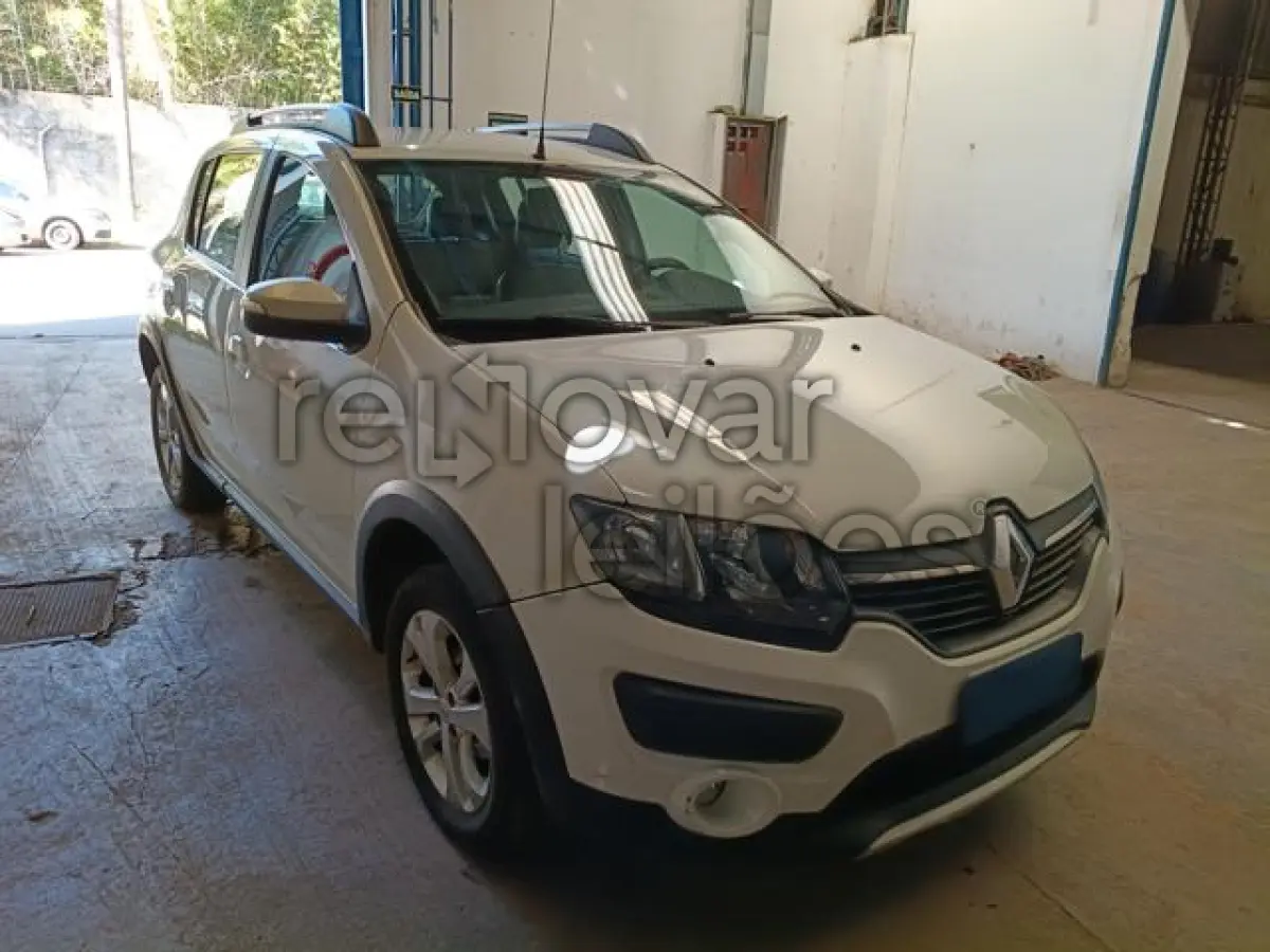 LOTE 063 - RENAULT/SANDERO - ANO 2015/2015 - COMPLETO - SICREDI INTEGRAÇÃO LAJEADO -  DEPOSITADO EM BETIM/MG