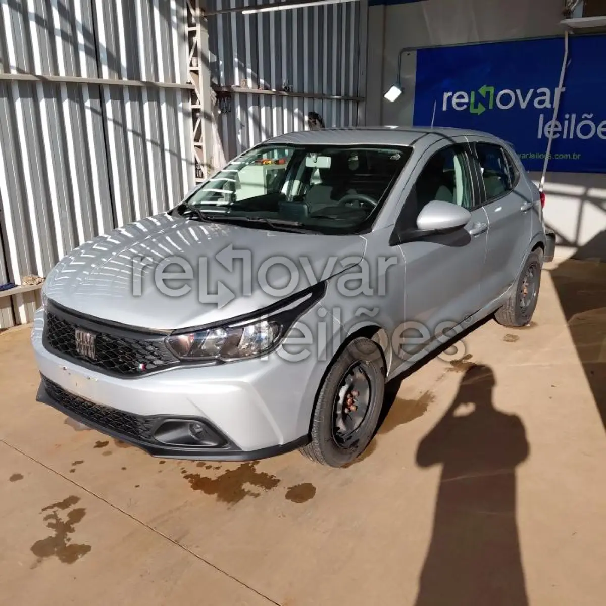 LOTE 030 - FIAT ARGO DRIVE 10 - ANO 2023/2024 - COMPLETO - SICREDI RAIZES