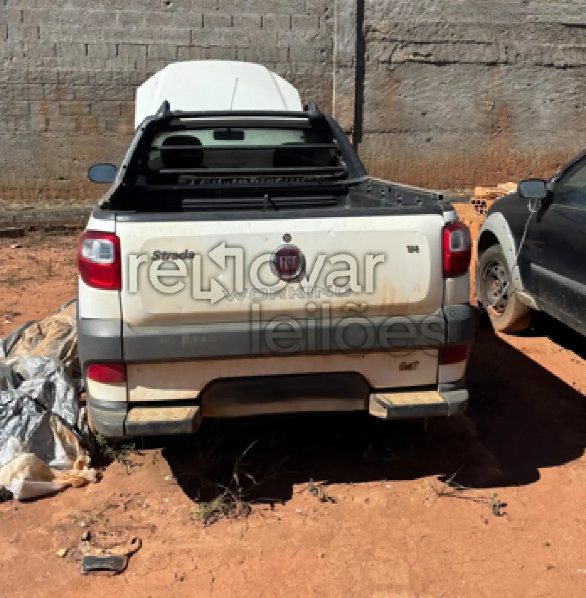 LOTE 079 - FIAT/STRADA WORKING - ANO 2014/2015 - SICREDI GERAÇÕES - DEPOSITADO EM LAVRAS/MG