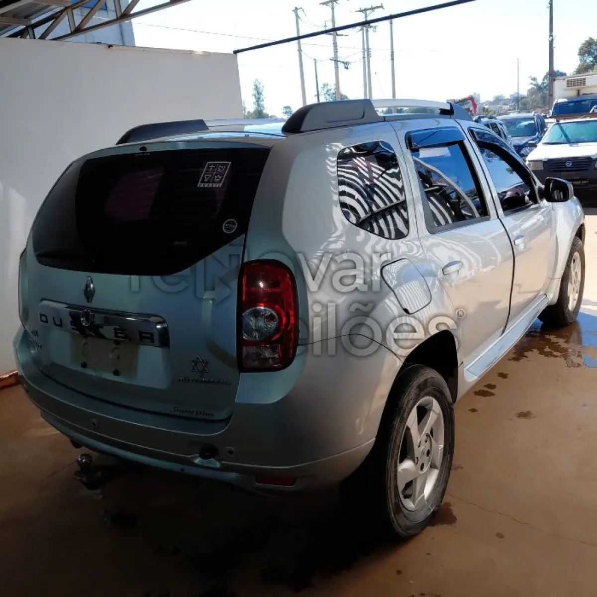 LOTE 013 - RENAULT DUSTER 20 D 4X2A - ANO 2012/2013 - COMPLETO - SICREDI INTERESTADOS