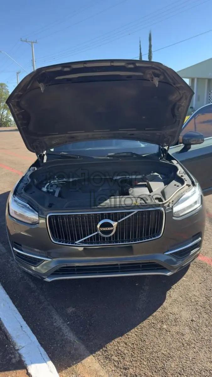 LOTE 070 - VOLVO/XC90 T6 MOMENTUM - ANO 2017/2018 - COMPLETO - CRESOL COOPERAR - DEPOSITADO EM HUMAITÁ/RS