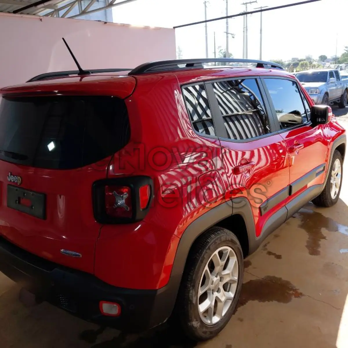 LOTE 058 - JEEP RENEGADE LNGTD AT - ANO 2015/2016 - COMPLETO - SICREDI SERRANA - DEPOSITADO EM SANTO ÂNGELO/RS
