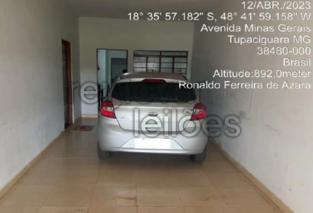LOTE 001 - UMA CASA C/ 124,31 M² - TUPACIGUARA / MG