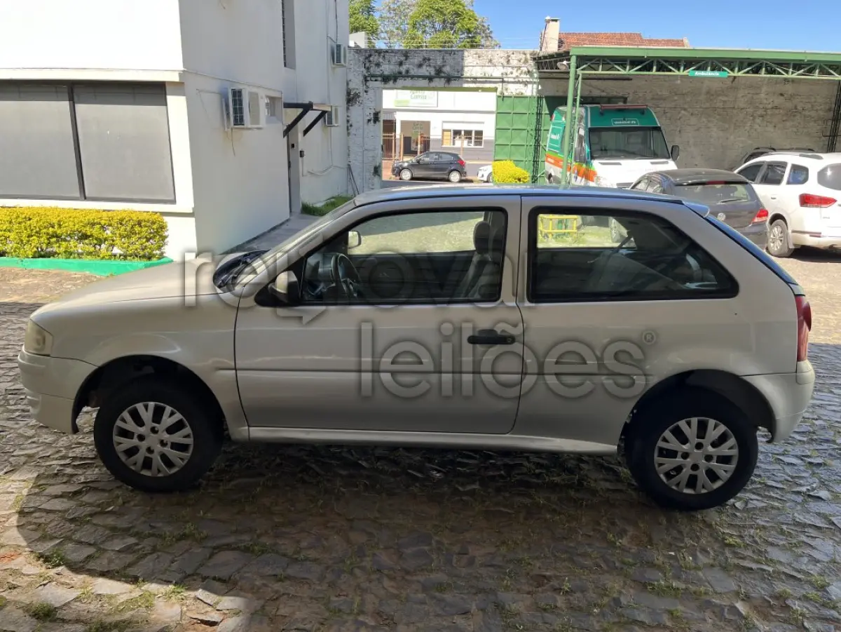 LOTE 003 - VW/GOL - ANO 2013/2014 - UNICRED PROSPERAR - DEPOSITADO EM SANTANA DO LIVRAMENTO/RS