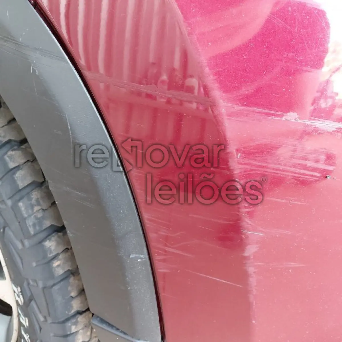 LOTE 040 - FIAT TORO FREEDOM MT D4 - ANO 2017/2018 - COMPLETO - SICREDI ESSENCIA