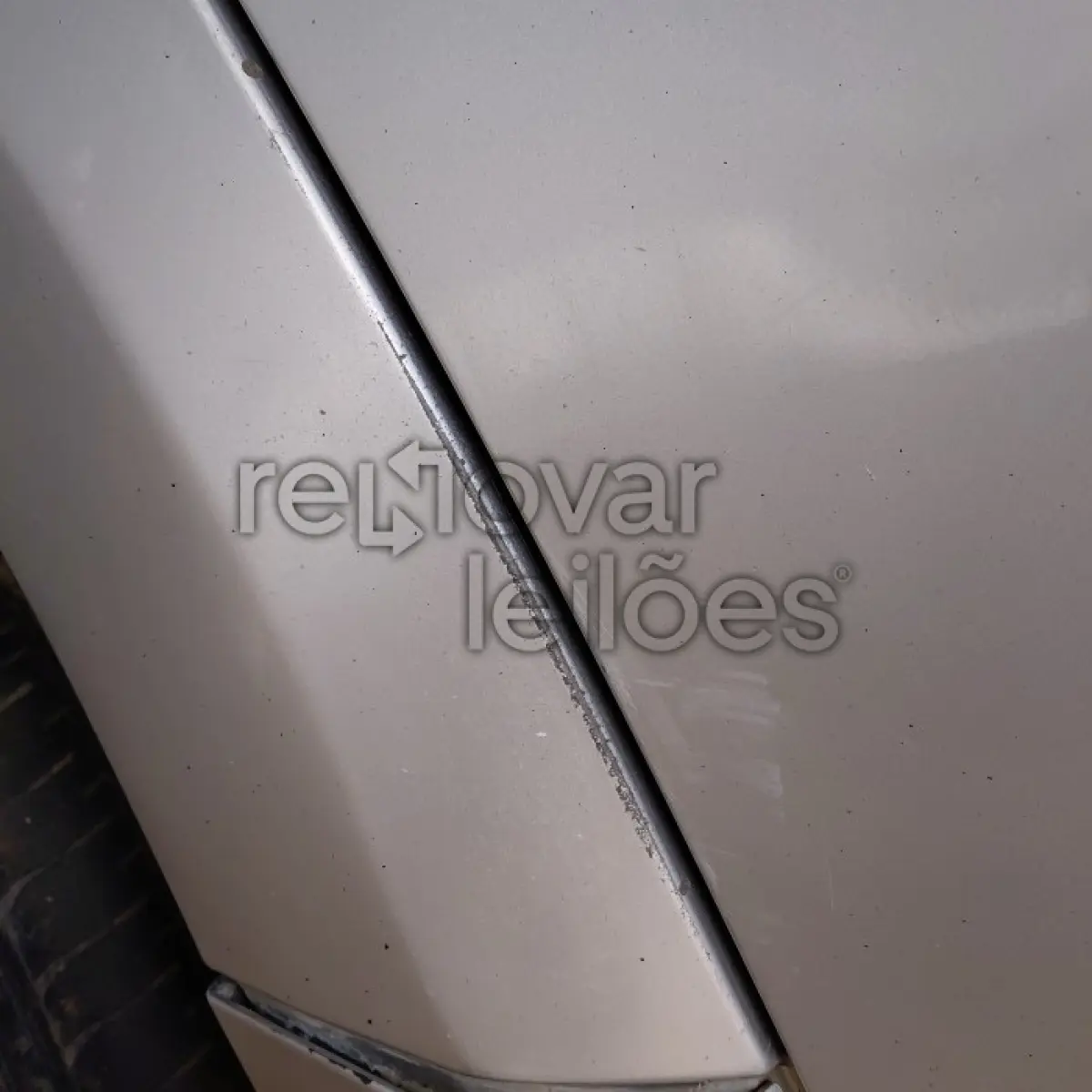 LOTE 013 - RENAULT DUSTER 20 D 4X2A - ANO 2012/2013 - COMPLETO - SICREDI INTERESTADOS