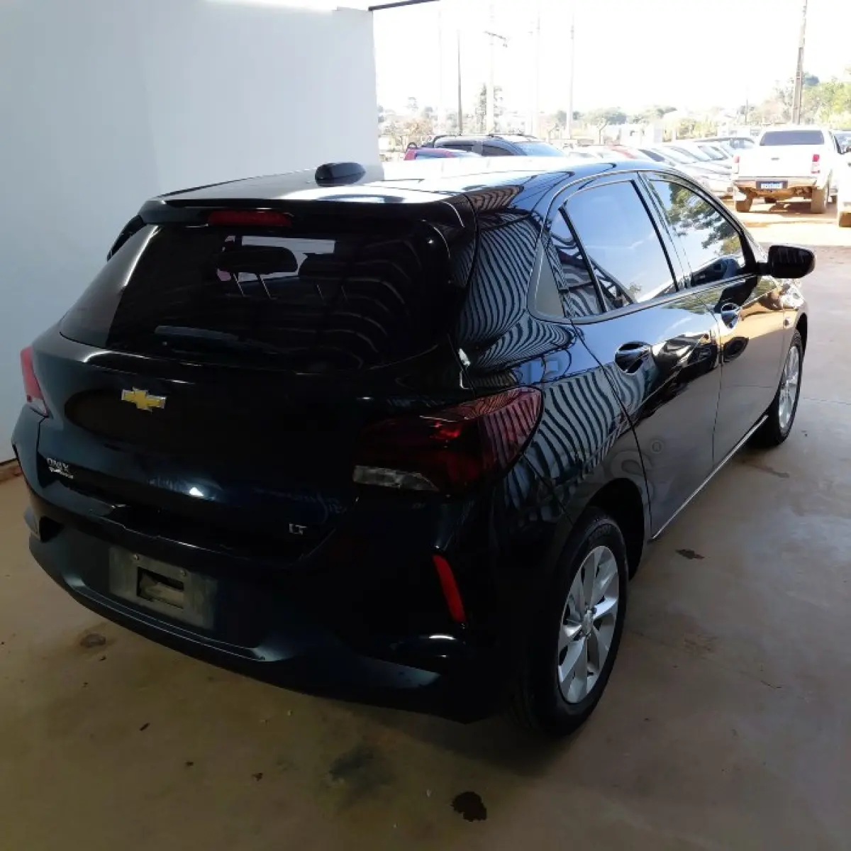 LOTE 034 - CHEV ONIX 10MT LT2 - ANO 2023/2023 - COMPLETO - SICREDI PIONEIRA