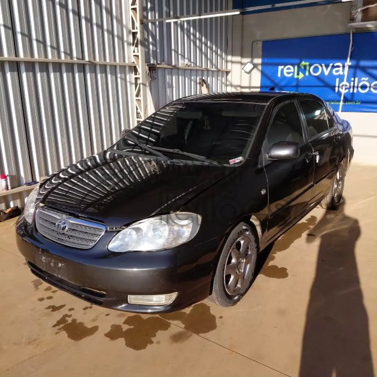 LOTE 031 - TOYOTA COROLLA SEG18VVT - ANO 2003/2003 - COMPLETO - SICREDI RAIZES - PASSAGEM POR LEILÃO