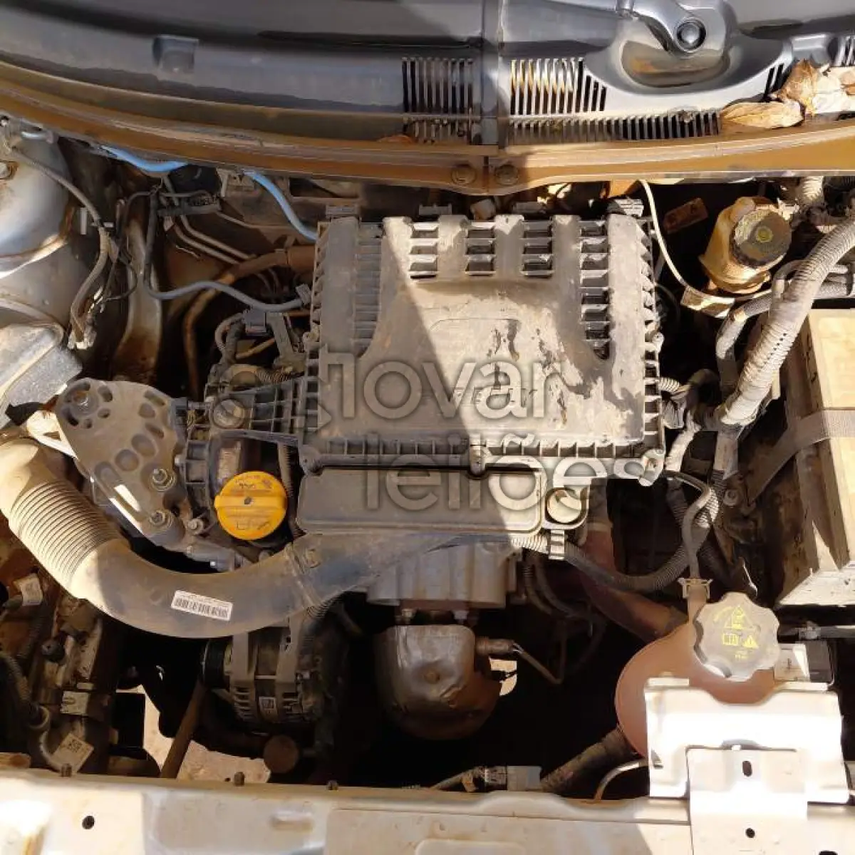 LOTE 030 - FIAT ARGO DRIVE 10 - ANO 2023/2024 - COMPLETO - SICREDI RAIZES