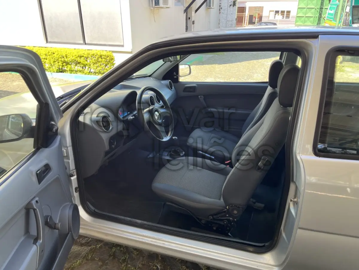 LOTE 003 - VW/GOL - ANO 2013/2014 - UNICRED PROSPERAR - DEPOSITADO EM SANTANA DO LIVRAMENTO/RS