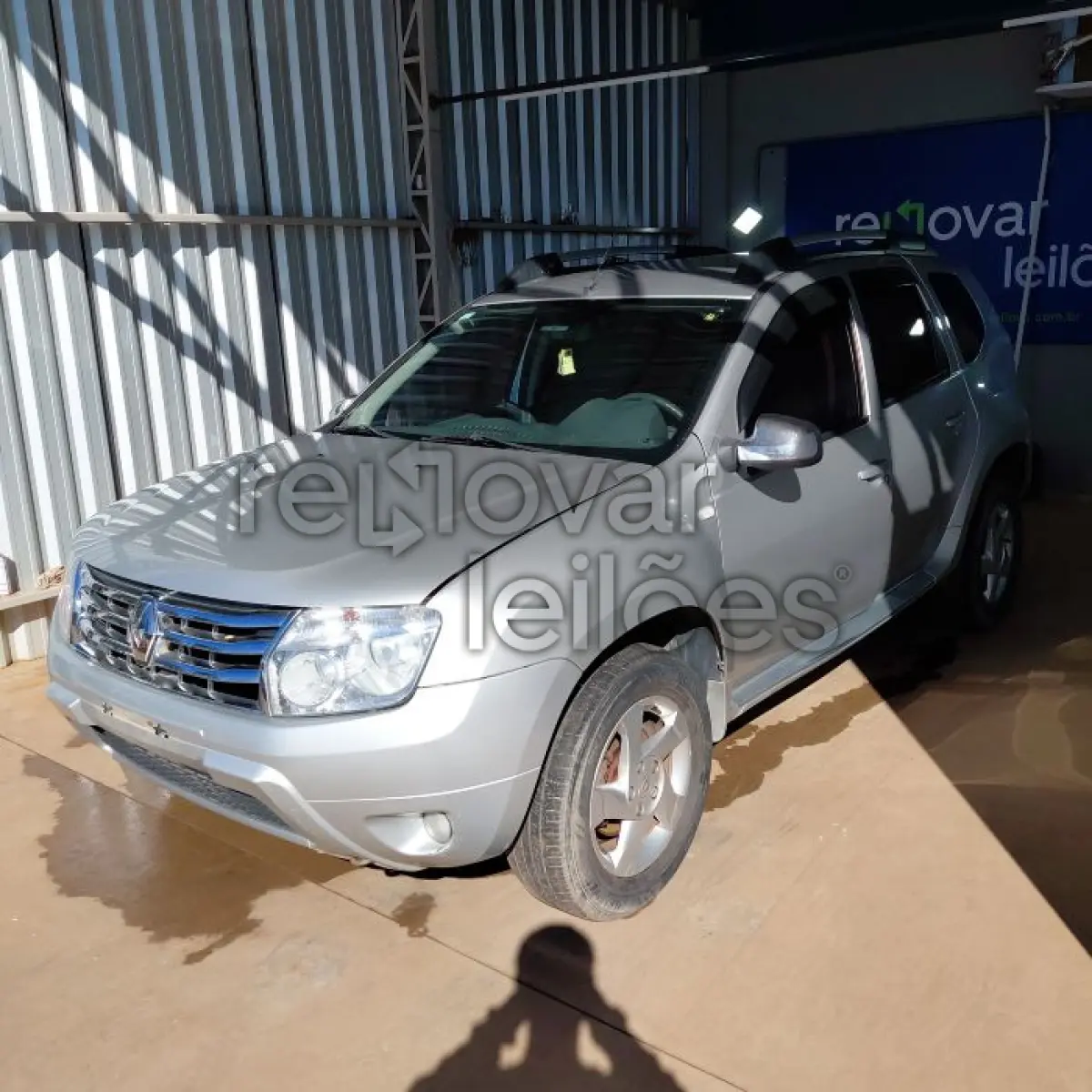 LOTE 013 - RENAULT DUSTER 20 D 4X2A - ANO 2012/2013 - COMPLETO - SICREDI INTERESTADOS