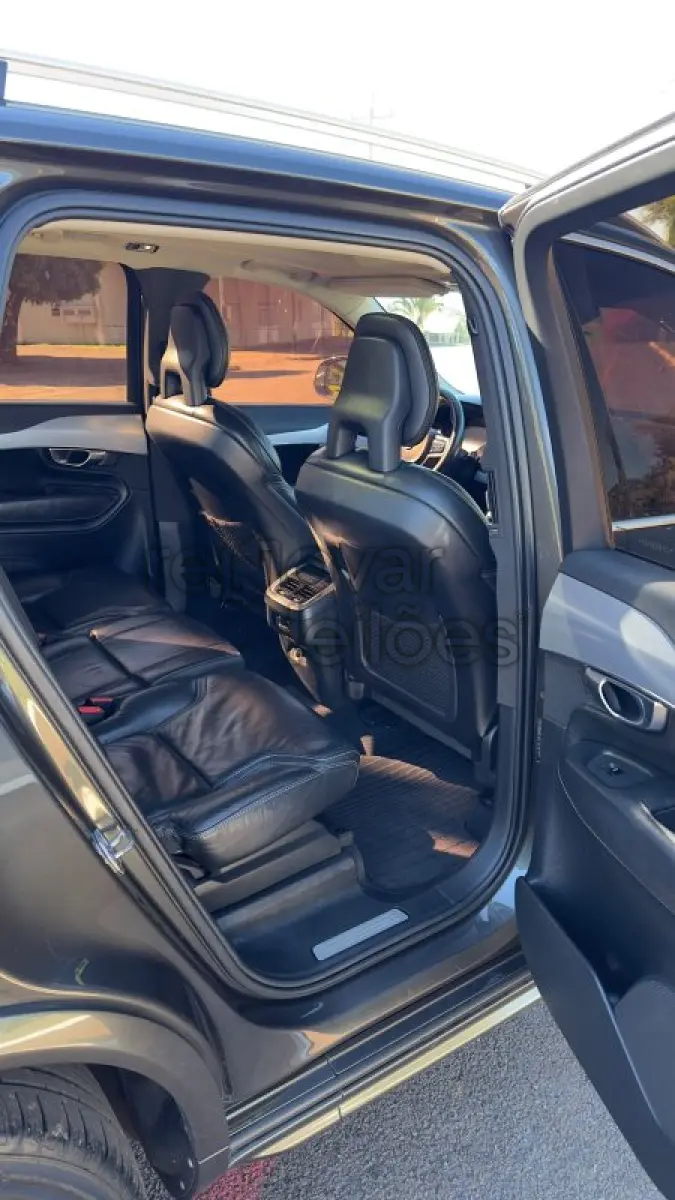 LOTE 070 - VOLVO/XC90 T6 MOMENTUM - ANO 2017/2018 - COMPLETO - CRESOL COOPERAR - DEPOSITADO EM HUMAITÁ/RS