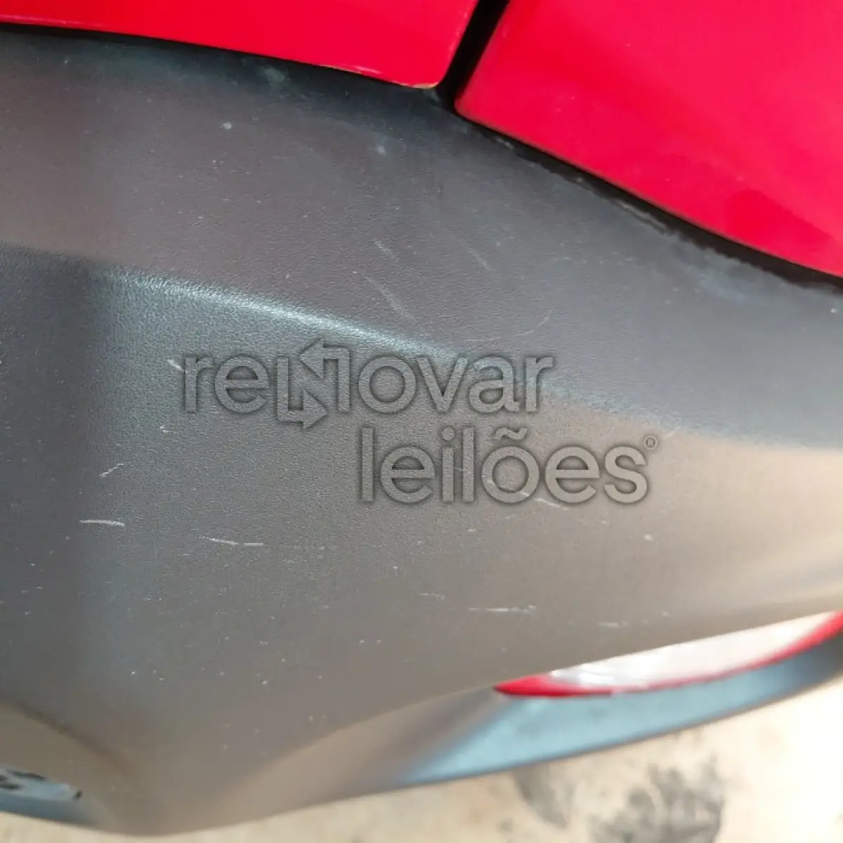 LOTE 058 - JEEP RENEGADE LNGTD AT - ANO 2015/2016 - COMPLETO - SICREDI SERRANA - DEPOSITADO EM SANTO ÂNGELO/RS