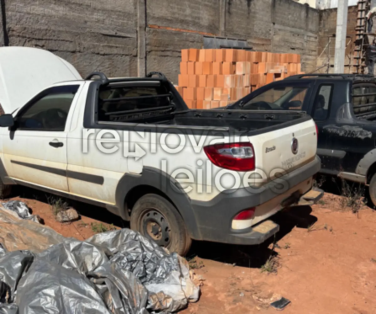 LOTE 079 - FIAT/STRADA WORKING - ANO 2014/2015 - SICREDI GERAÇÕES - DEPOSITADO EM LAVRAS/MG