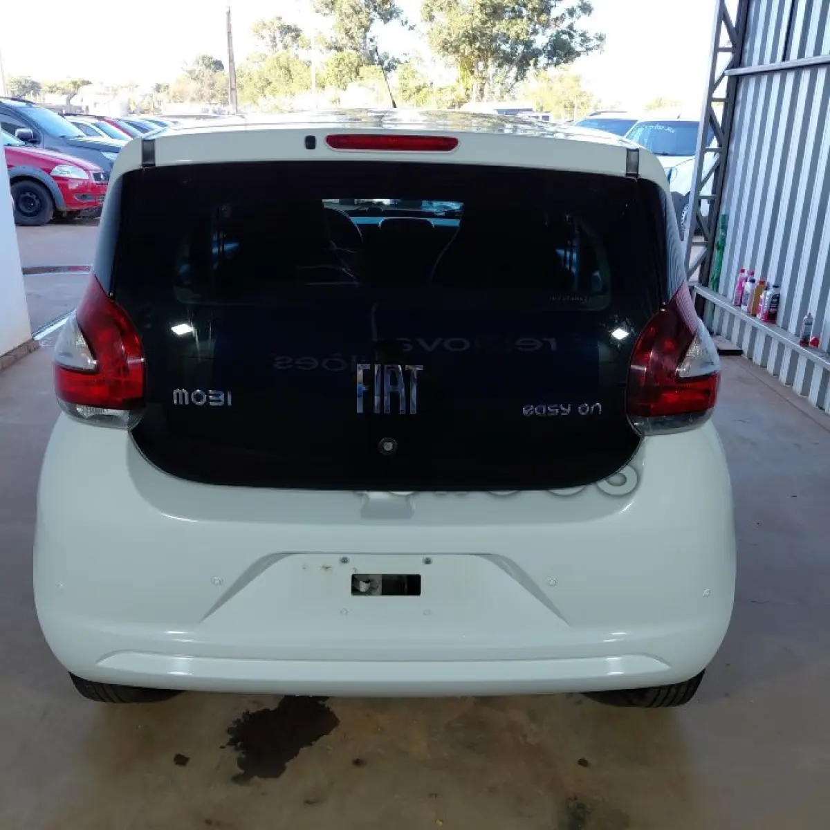 LOTE 037 - FIAT MOBI EASY ON - ANO 2017/2017 - COMPLETO - SICREDI PIONEIRA