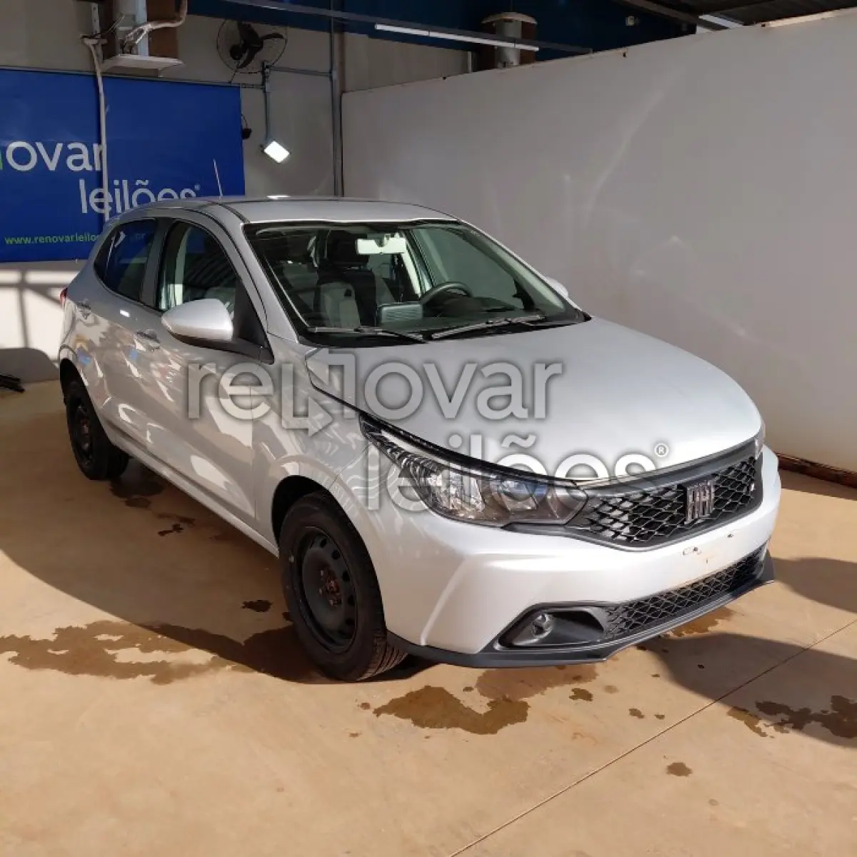 LOTE 030 - FIAT ARGO DRIVE 10 - ANO 2023/2024 - COMPLETO - SICREDI RAIZES