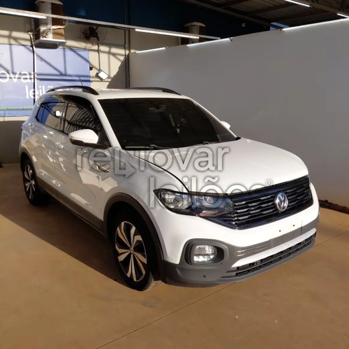 LOTE 036 - VOLKSWAGEN T CROSS CL TSI AD - ANO 2020/2021 - COMPLETO - SICREDI PIONEIRA