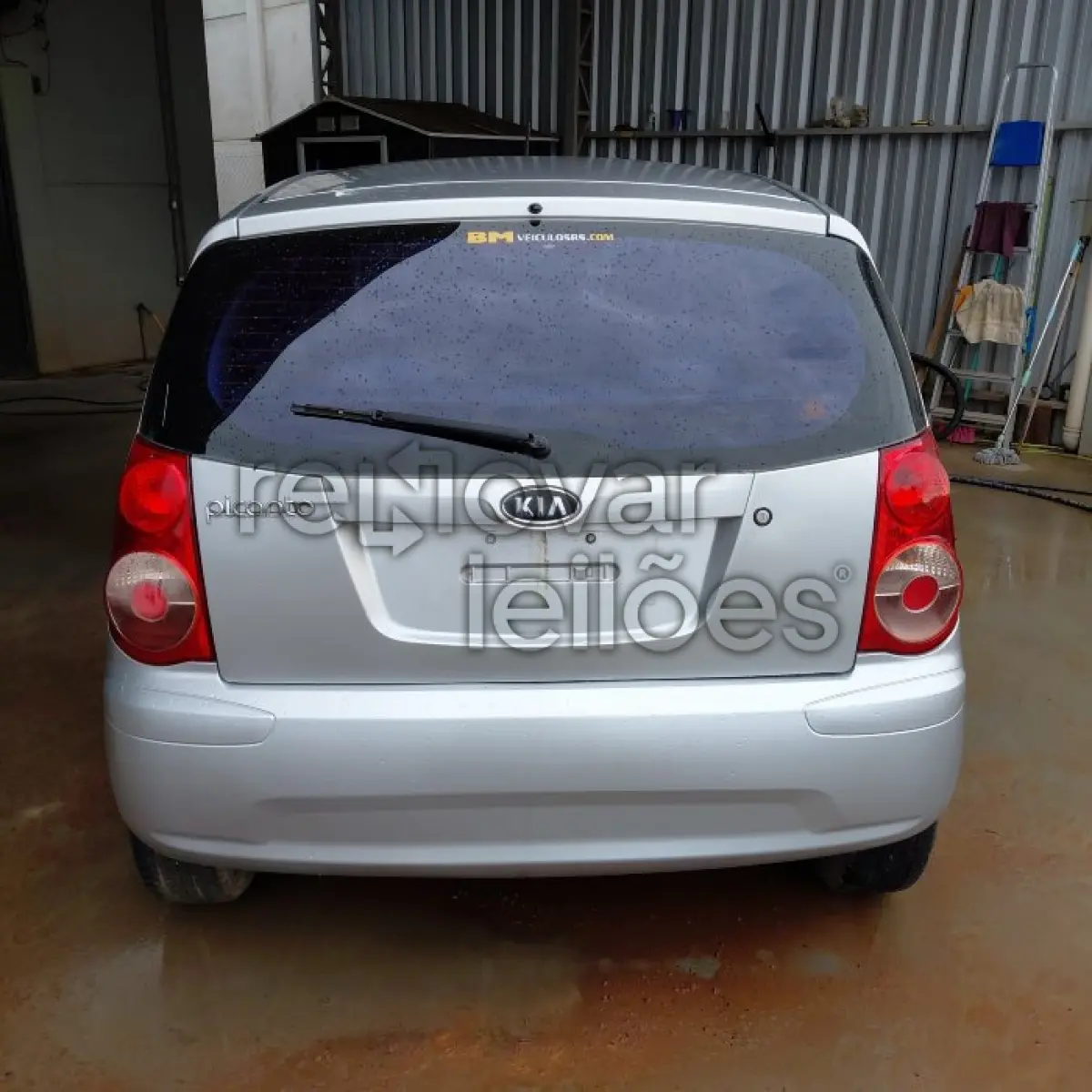 LOTE 011 - KIA PICANTO EX3 10L - ANO 2010/2011 - COMPLETO - SICREDI GERAÇÕES - DEPOSITADO EM SANTO ÂNGELO/RS