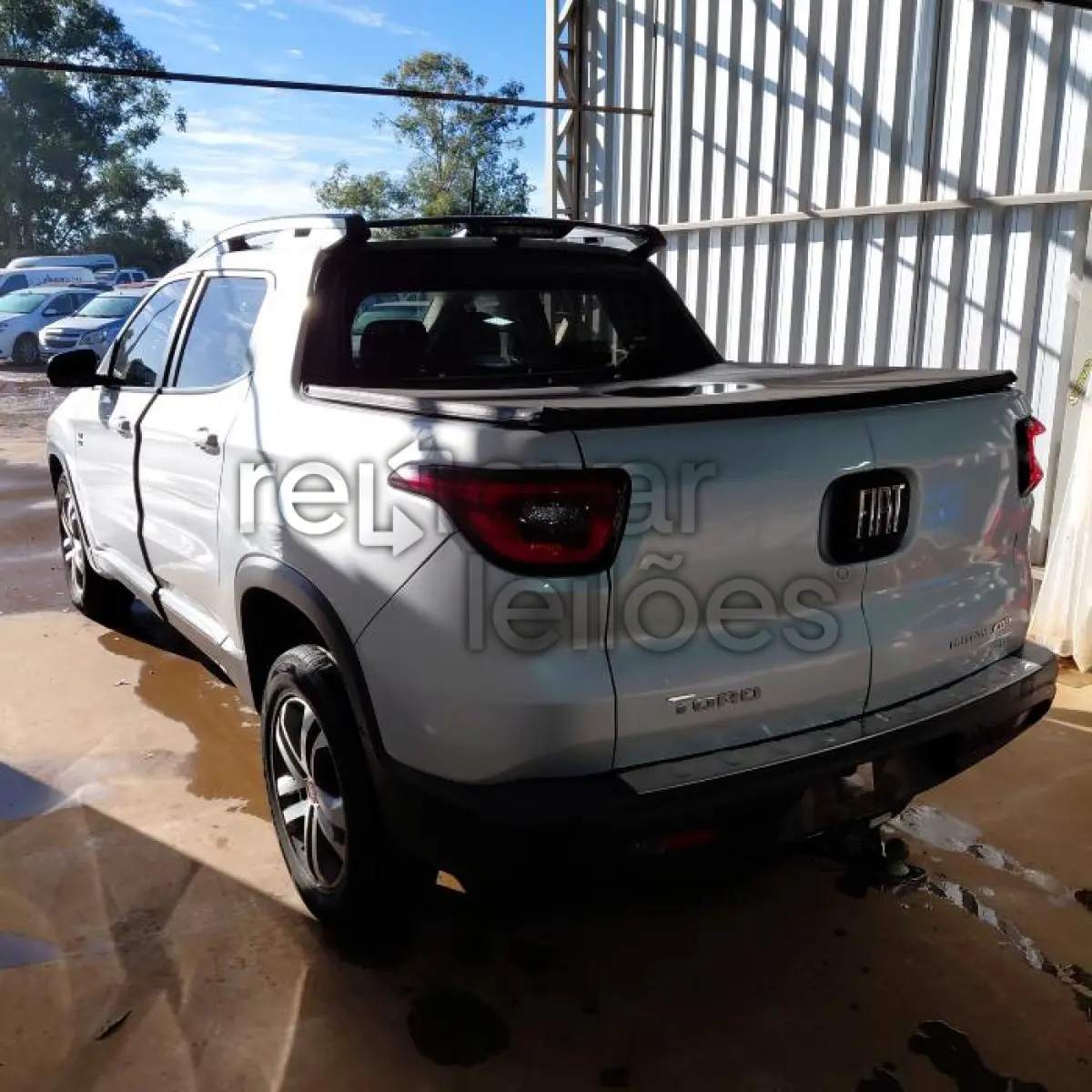 LOTE 020 - FIAT TORO FREEDOM AT9 D - ANO 2018/2019 - COMPLETO - SICREDI PIONEIRA - DEPOSITADO EM SANTO ÂNGELO/RS