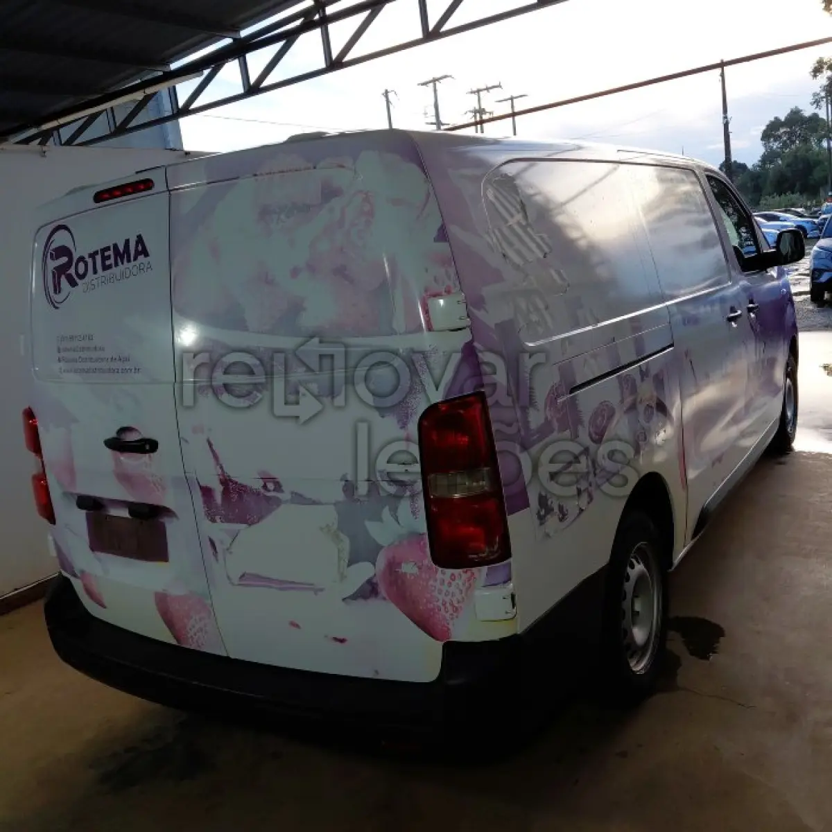 LOTE 017 - CITROEN CITROEN JUMPY CARGO - ANO 2022/2023 - COMPLETO - SICREDI CAMINHO DAS AGUAS - INDICIO DE SINISTRO E PASSAGEM POR LEILÃO - DEPOSITADO EM SANTO ÂNGELO/RS