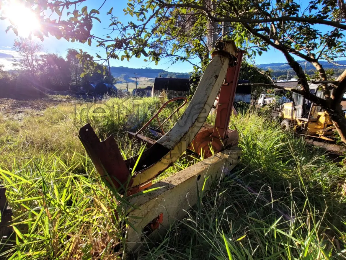 LOTE 023 - ENSILADEIRA / PRODUÇÃO 4.000 KG/H