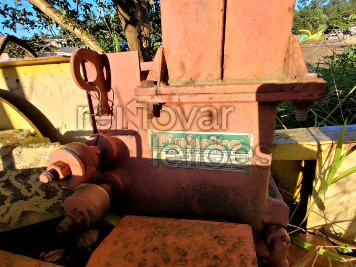 LOTE 023 - ENSILADEIRA / PRODUÇÃO 4.000 KG/H