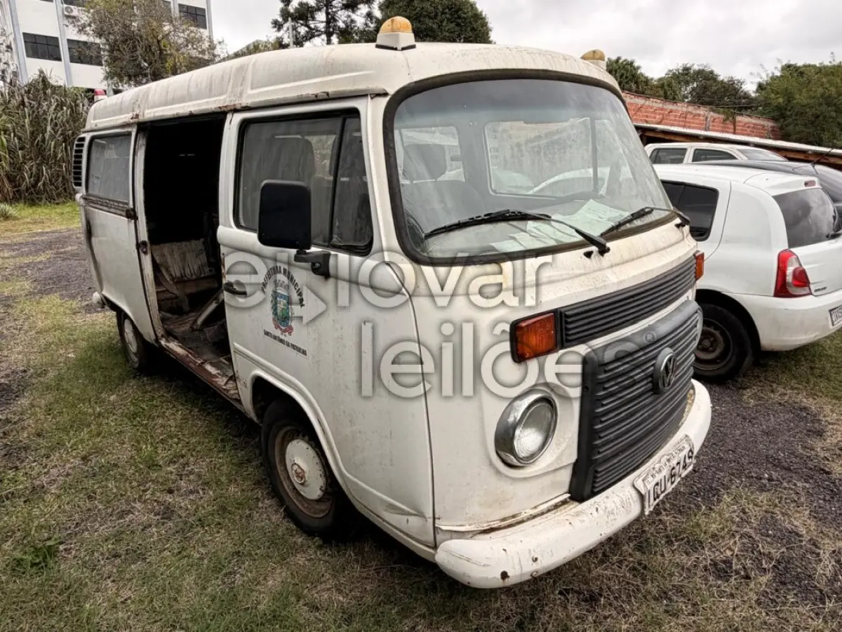 LOTE 005 - VW/KOMBI / ANO 2010 / PLACA I**-***9