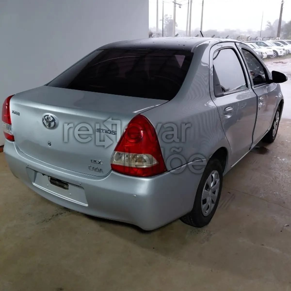 LOTE 002 - TOYOTA ETIOS SD X 15L AT - ANO 2016/2017 - COMPLETO - SICREDI PIONEIRA - DEPOSITADO EM SANTO ÂNGELO/RS