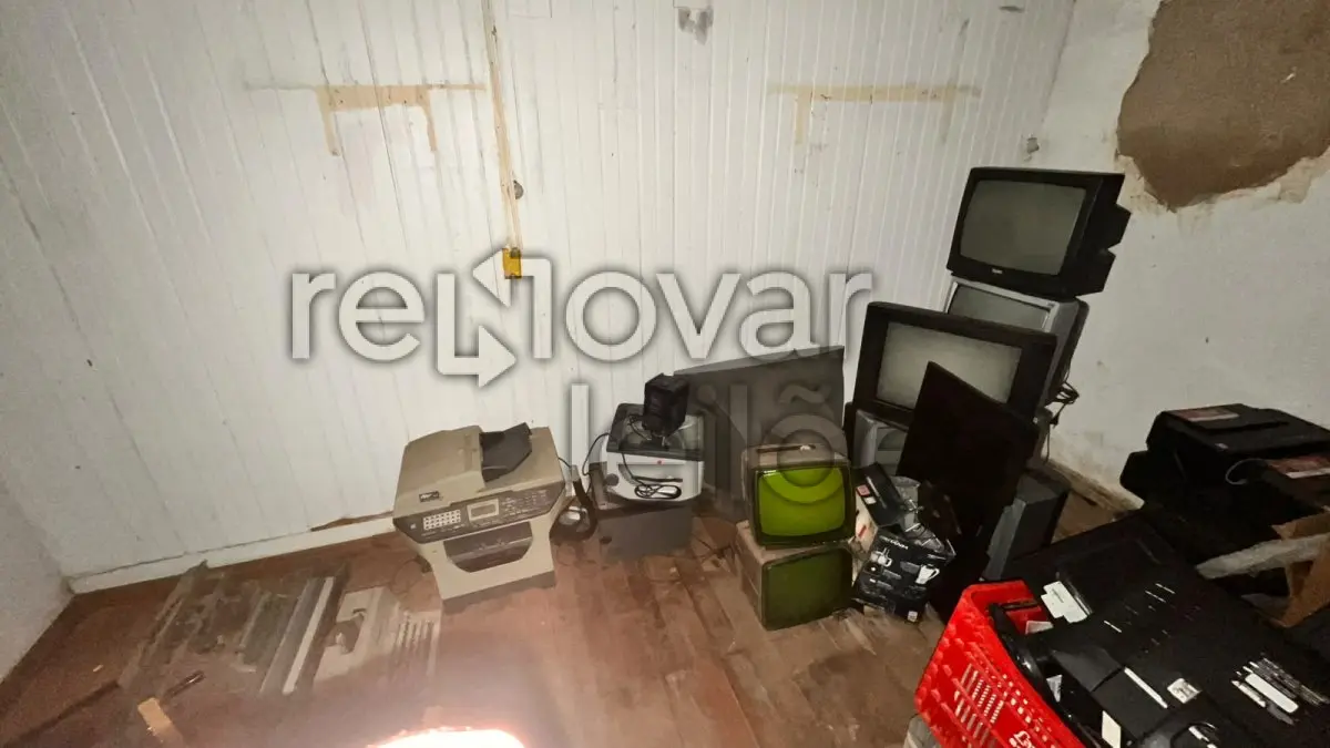 LOTE 012 - SUCATAS DE ELETROELETRÔNICOS