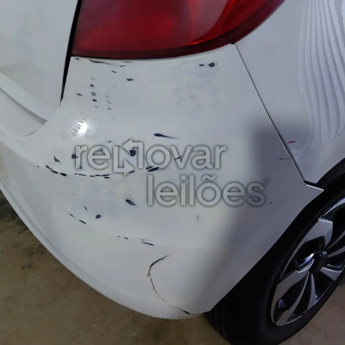 LOTE 013 - FORD KA SE 1.0 HA B - ANO 2016/2017 - COMPLETO - SICREDI CAMINHO DAS AGUAS - DEPOSITADO EM SANTO ÂNGELO/RS