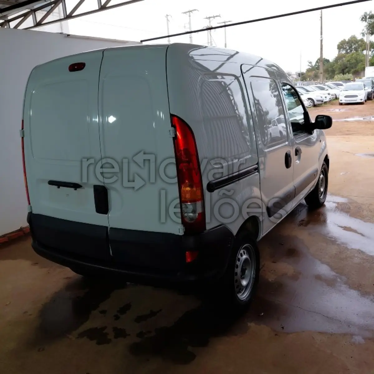 LOTE 015 - RENAULT RENAULT KGOO EXPRESS16 - ANO 2017/2018 - COMPLETO CRESOL CENTRO SUL - DEPOSITADO EM SANTO ÂNGELO/RS