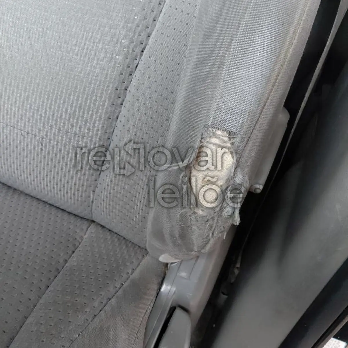 LOTE 003 - HYUNDAI TUCSON GL 20L - ANO 2009/2010 - COMPLETO - SICREDI PIONEIRA - DEPOSITADO EM SANTO ÂNGELO/RS