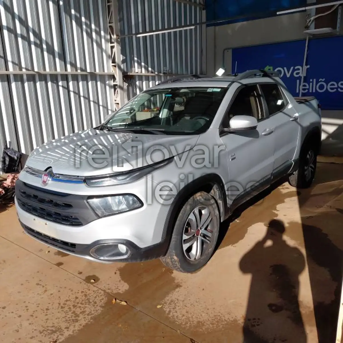 LOTE 020 - FIAT TORO FREEDOM AT9 D - ANO 2018/2019 - COMPLETO - SICREDI PIONEIRA - DEPOSITADO EM SANTO ÂNGELO/RS