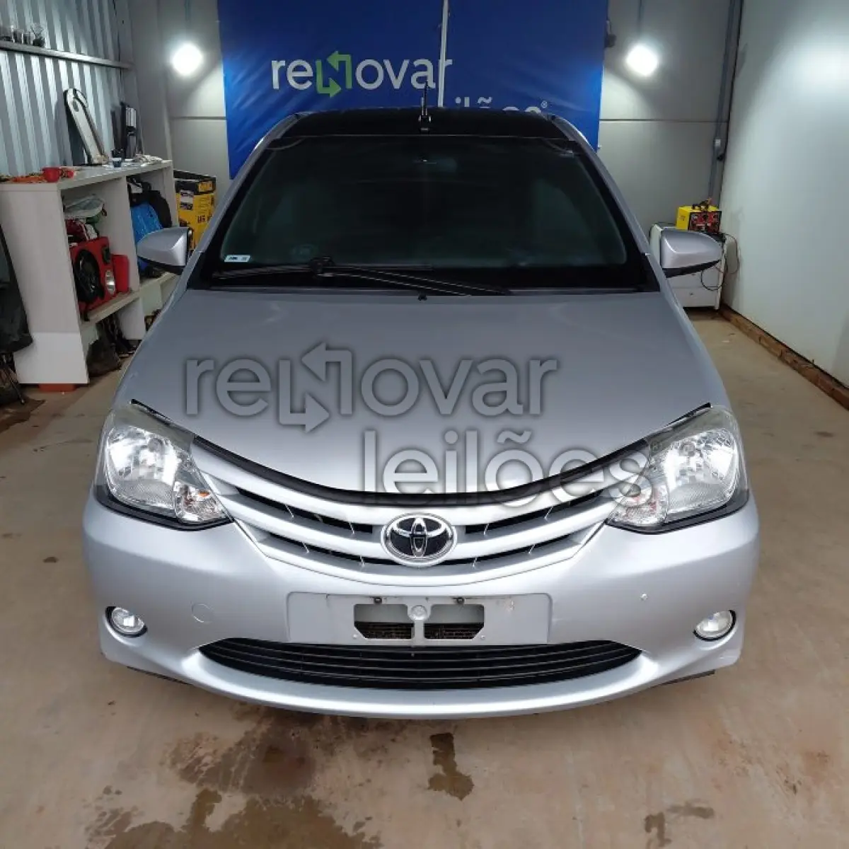 LOTE 002 - TOYOTA ETIOS SD X 15L AT - ANO 2016/2017 - COMPLETO - SICREDI PIONEIRA - DEPOSITADO EM SANTO ÂNGELO/RS