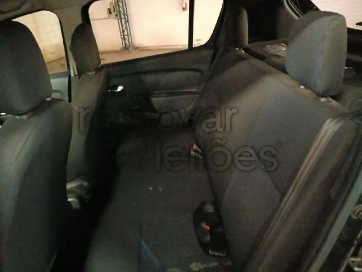 LOTE 060 - RENAULT/SANDERO - ANO 2015/2015 - COMPLETO - SICREDI INTEGRAÇÃO LAJEADO - DEPOSITADO EM BETIM/MG