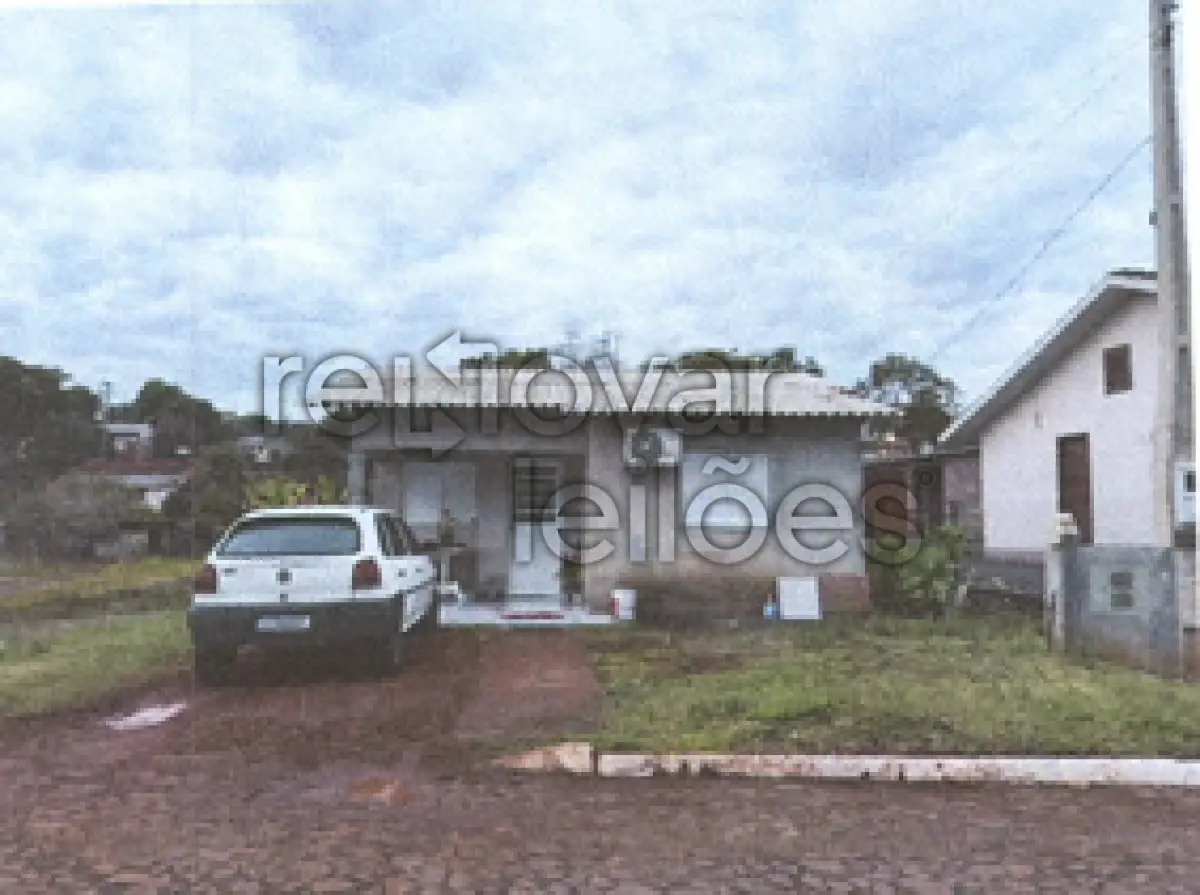 LOTE 001 - CASA SEM ACABAMENTOS C / 40 M² + TERRENO C / 487,50 M² - ALECRIM / RS