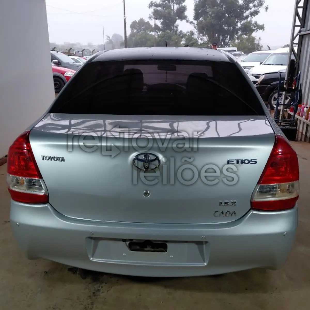 LOTE 002 - TOYOTA ETIOS SD X 15L AT - ANO 2016/2017 - COMPLETO - SICREDI PIONEIRA - DEPOSITADO EM SANTO ÂNGELO/RS