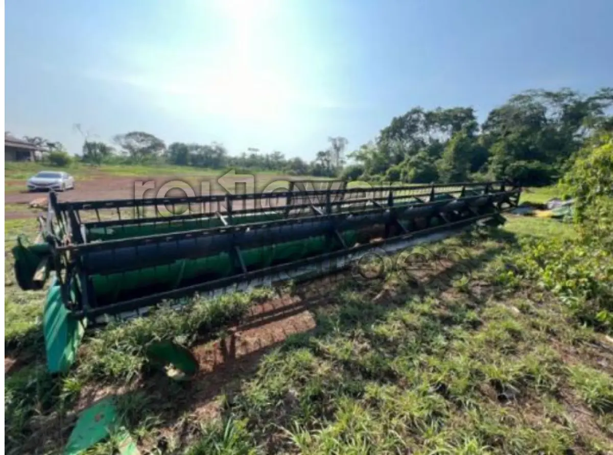 LOTE 039 - PLATAFORMA JOHN DEERE 635F - ANO 2014 - CRESOL COOPERAR - DEPOSITADO EM TRÊS DE MAIO/RS