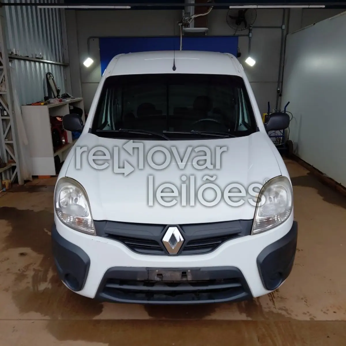 LOTE 015 - RENAULT RENAULT KGOO EXPRESS16 - ANO 2017/2018 - COMPLETO CRESOL CENTRO SUL - DEPOSITADO EM SANTO ÂNGELO/RS