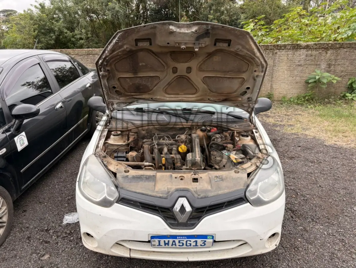 LOTE 028 - RENAULT/CLIO EXP 1016VH / ANO 2014/2015 / PLACA I**-***3