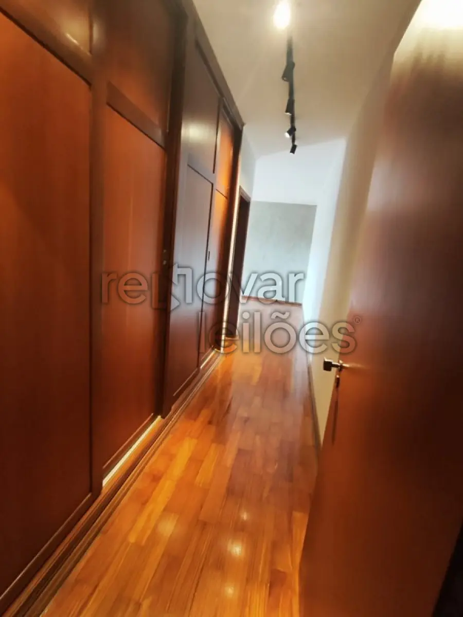 LOTE 001 - CASA DE DOIS PAVIMENTOS C / 300M² - OURO FINO / MG